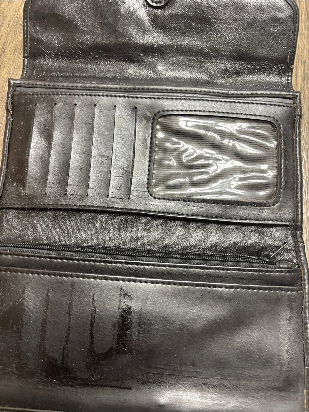 Liz Claiborne Black Leather Wallet with Gold Tone Logo